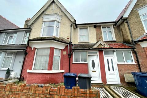 5 bedroom terraced house for sale, Witley Gardens,  Southall, UB2