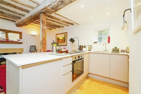 3 George Yard, Burford, OX18 4QN
