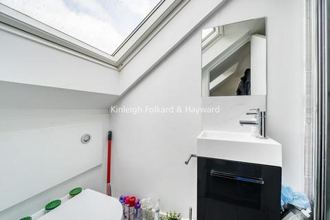 634 Downham Way, Bromley, BR1 5HN