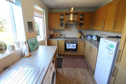 4 Barlow Close, Milcombe, Banbury, OX15 4SB