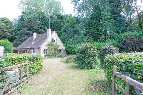 4 Brookside, Hook Norton, Banbury, OX15 5NS