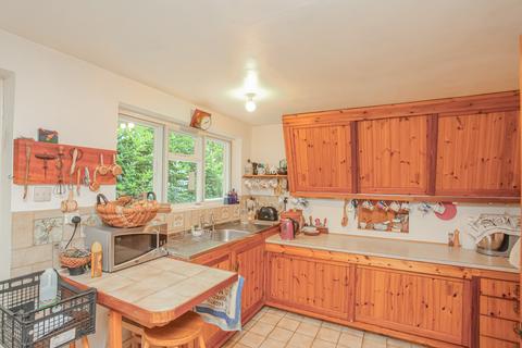 4 Brookside, Hook Norton, Banbury, OX15 5NS