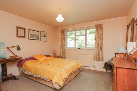 4 Brookside, Hook Norton, Banbury, OX15 5NS