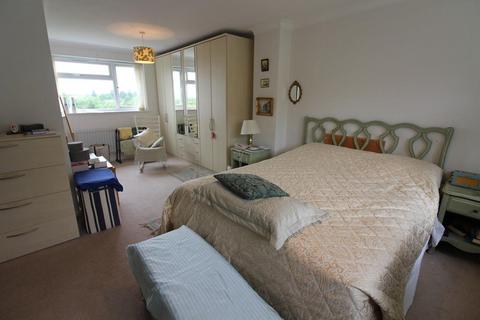 26 Cross Leys, Chipping Norton, OX7 5HG