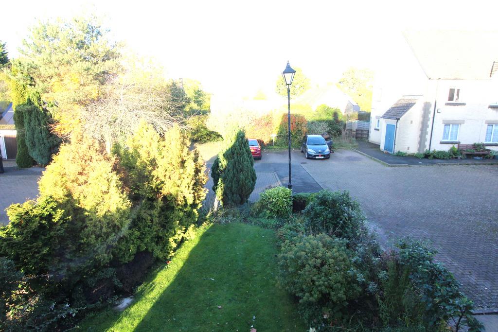 Old Close, Bledington OX7 3 bed end of terrace house for sale £