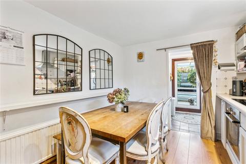 4 bedroom end of terrace house for sale - Honeywell Road, London, SW11