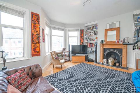 2 bedroom apartment for sale - Rathcoole Avenue, London, N8