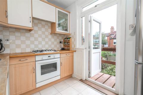 8a Rathcoole Avenue, London, N8 9NA