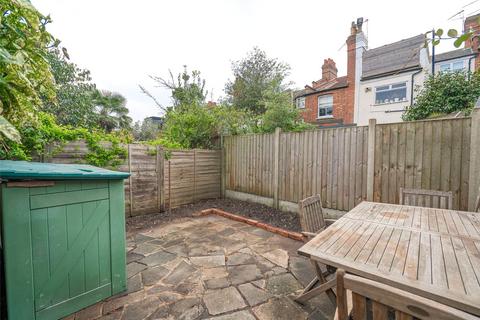 8a Rathcoole Avenue, London, N8 9NA