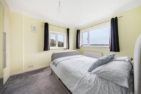 20 Oak Road, Orpington, BR6 6BB