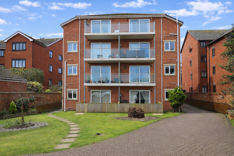 1 bedroom flat for sale, Park Avenue, Southport PR9