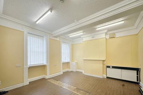Property to rent, Silver Street, Thorne DN8