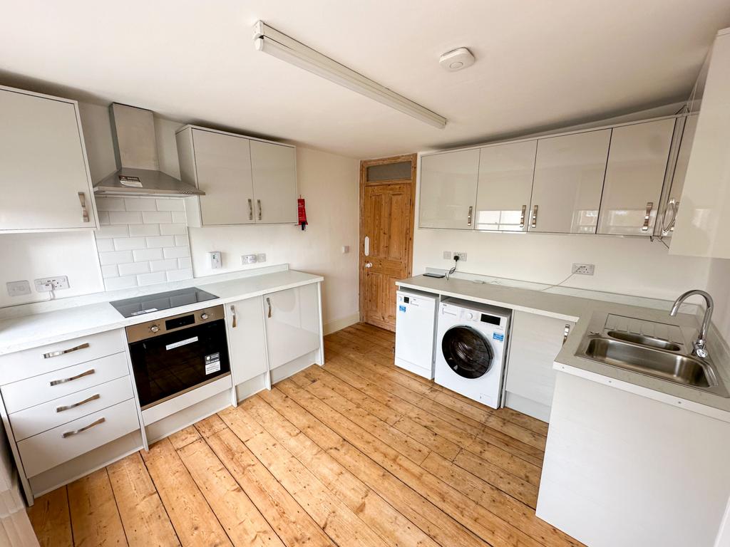 Blyburgate, Beccles, NR34 2 bed flat to rent £1,200 pcm (£277 pw)