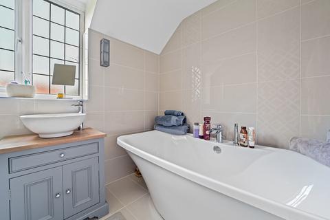 The Mead Boxted Road, Mile End, Colchester, CO4 5HF