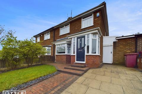 3 bedroom semi-detached house for sale - Weyman Avenue, Whiston, L35