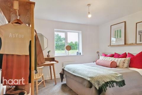 1 bedroom flat for sale - Hewlett Road, Burnham-on-Crouch