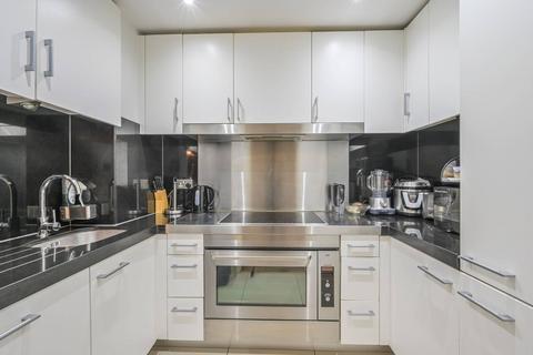 2 bedroom flat for sale, New Providence Wharf, Canary Wharf, London, E14