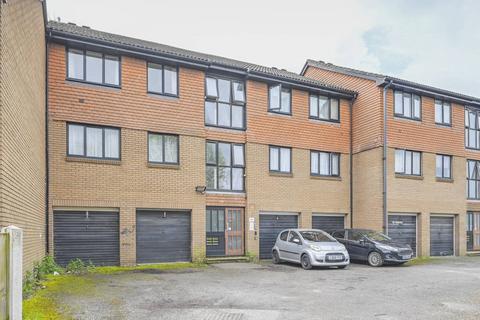 17 York Close, London, E6 5QN