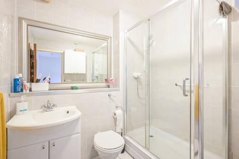 17 York Close, London, E6 5QN