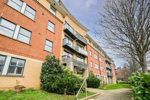 2 bedroom flat for sale, Flat North Point, Tottenham Lane, Crouch End, London, N8