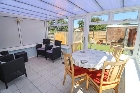 2 bedroom semi-detached bungalow for sale, Glebe Close, Hayling Island