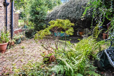 37 Lane End, Harden, Bingley, BD16 1HS
