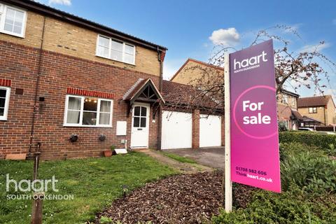 8 Alder Drive, South Ockendon, RM15 6RD