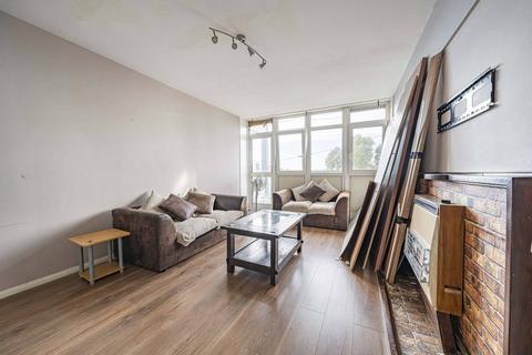 2 bedroom flat for sale, Barringer Square, Tooting Bec, London, SW17