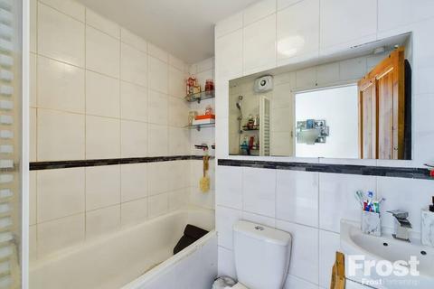 8 Dickenson Road, Feltham, TW13 6SW