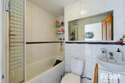 8 Dickenson Road, Feltham, TW13 6SW