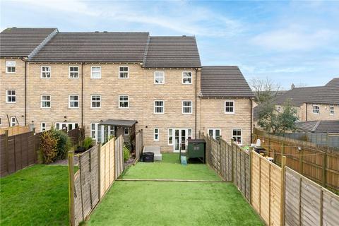 3 bedroom townhouse for sale - Odile Mews, Bingley, West Yorkshire, BD16