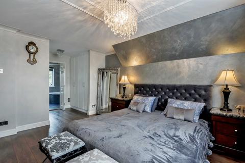 4 bedroom detached house for sale - Darlands Drive, Barnet, Hertfordshire, EN5