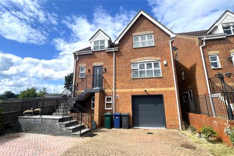 4 bedroom detached house for sale, Darlands Drive, Barnet, Hertfordshire, EN5