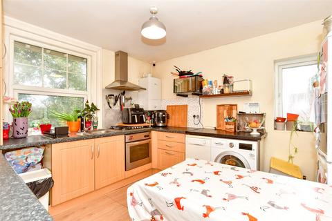 2 bedroom apartment for sale, Gordon Avenue, Bognor Regis, West Sussex