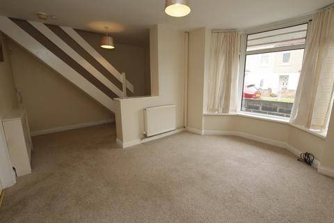 3 bedroom terraced house to rent, Norman Road, Gorse Hill, Swindon, SN2