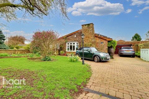 4 bedroom detached bungalow for sale, School Road, Tilney All Saints