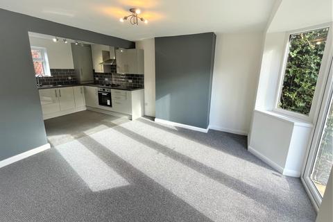 3 bedroom semi-detached house to rent, Hazel Grove, Kirkby-in-Ashfield, NG17
