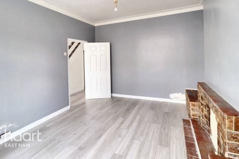 3 bedroom end of terrace house for sale - Lichfield Road, London
