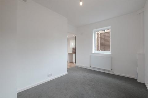 35 Auxerre Avenue, Redditch, B98 7QW