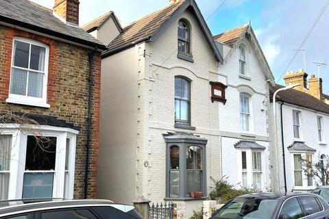 4 bedroom semi-detached house for sale, Clifton Road, Whitstable, CT5