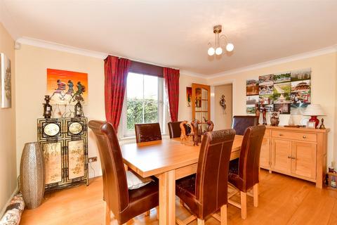 Homelands House Bines Road, Partridge Green, Horsham, RH13 8EQ
