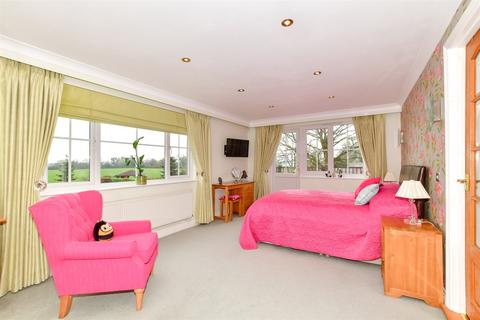 Homelands House Bines Road, Partridge Green, Horsham, RH13 8EQ