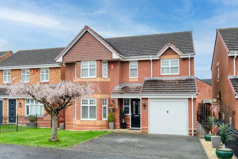 4 bedroom detached house for sale, Katmandu Road, The Oakalls, Bromsgrove, B60 2SP