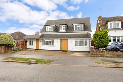 4 bedroom detached house for sale - Newlyn Close, Bricket Wood, St. Albans, Hertfordshire, AL2