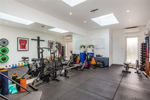 3 Newlyn Close, Bricket Wood, St Albans, AL2 3UP