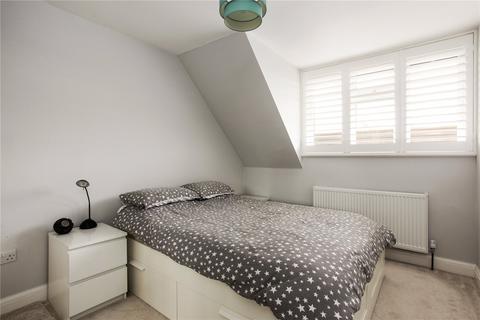 3 Newlyn Close, Bricket Wood, St Albans, AL2 3UP