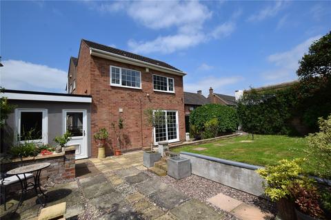 4 bedroom detached house for sale, Hillborough Road, Tuffley, Gloucester, Gloucestershire, GL4