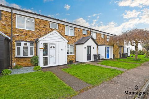 25 Highfield Green, Epping, CM16 5HD
