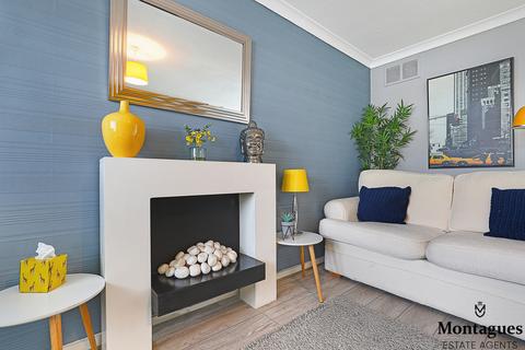 25 Highfield Green, Epping, CM16 5HD