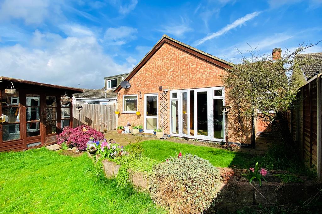 Brighton Avenue, Syston, LE7 2 bed detached bungalow for sale £225,000